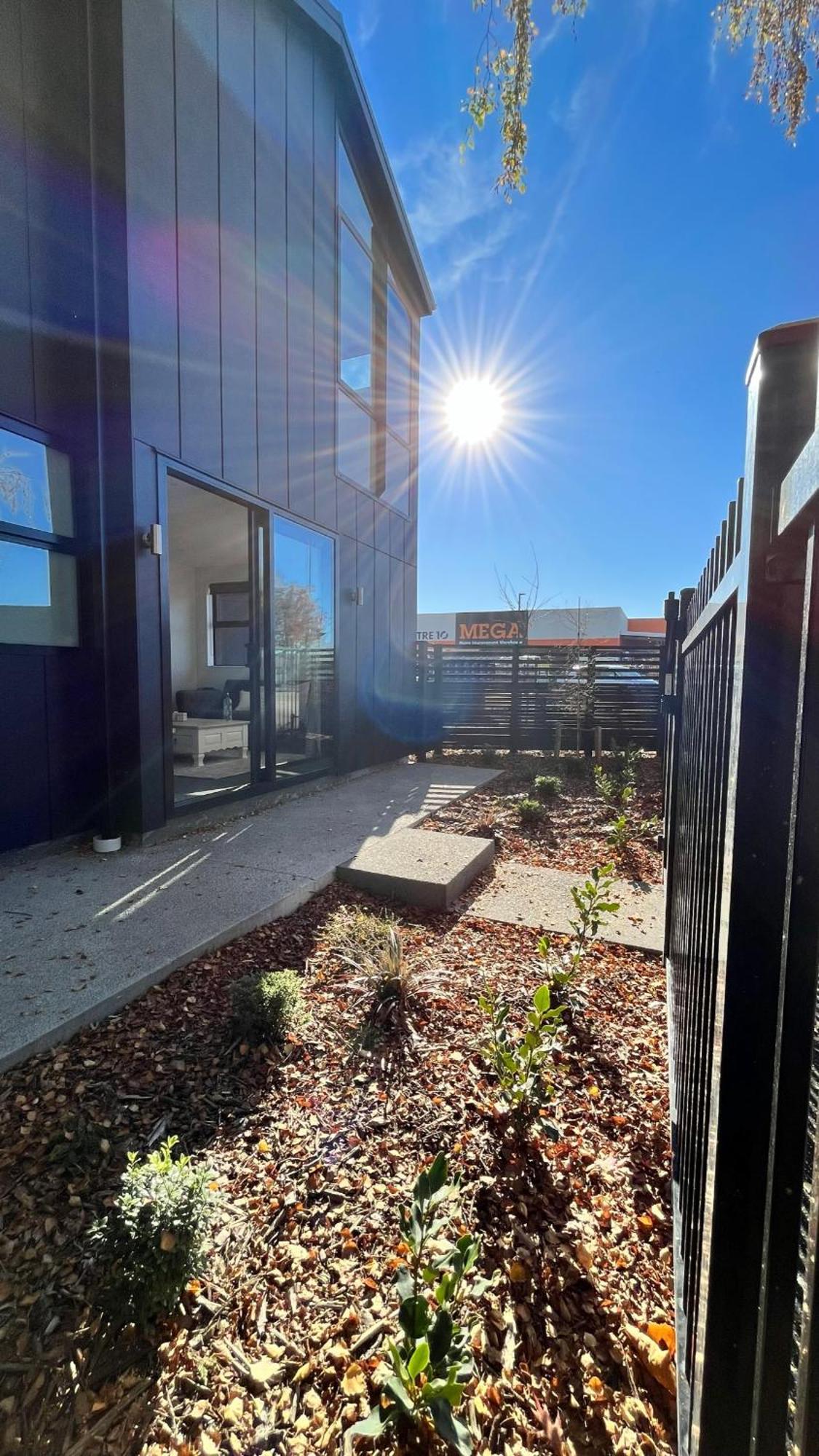 Luxury 2 Bedroom By St James Park Christchurch Exterior foto
